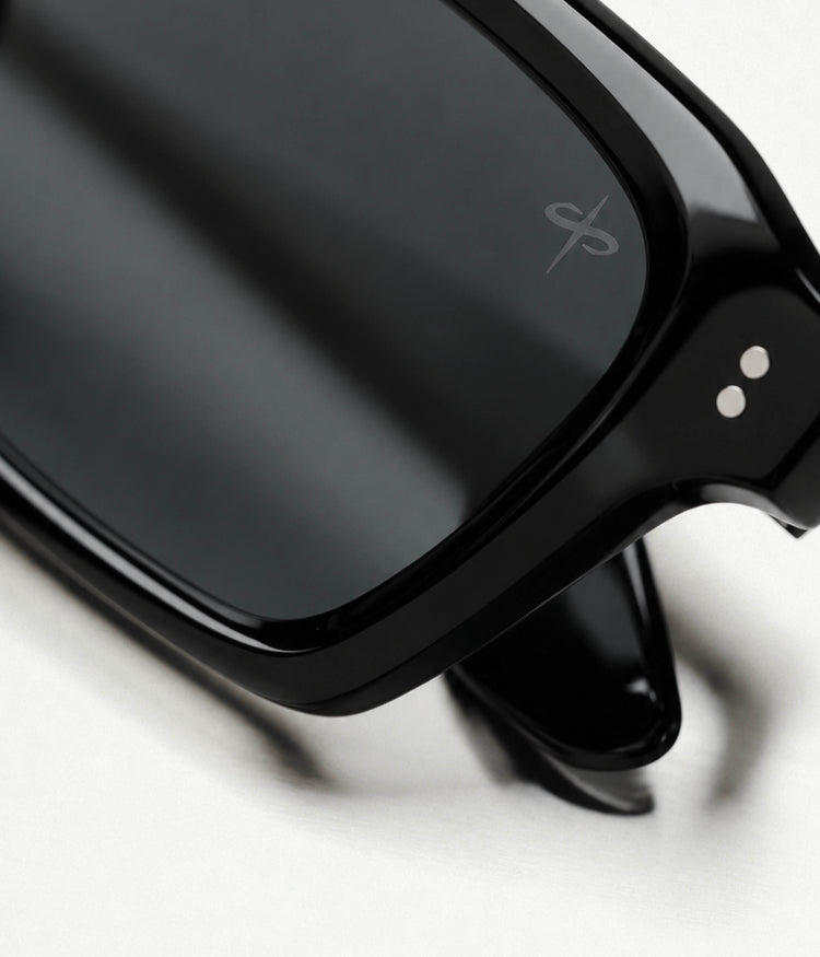 Signature S Insignia Engraving