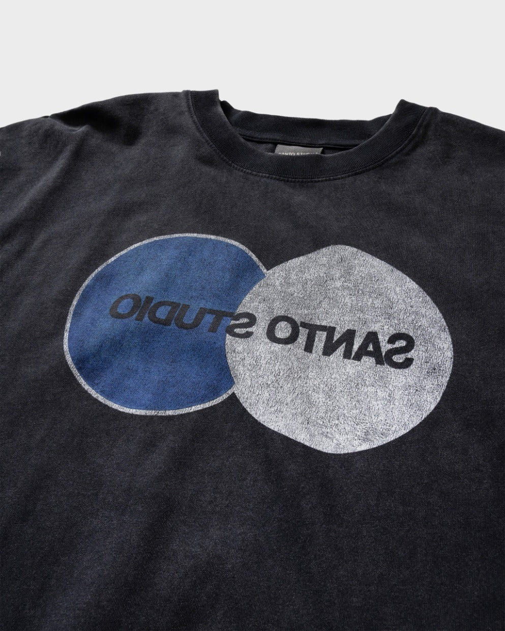 Santo Flipped Tee