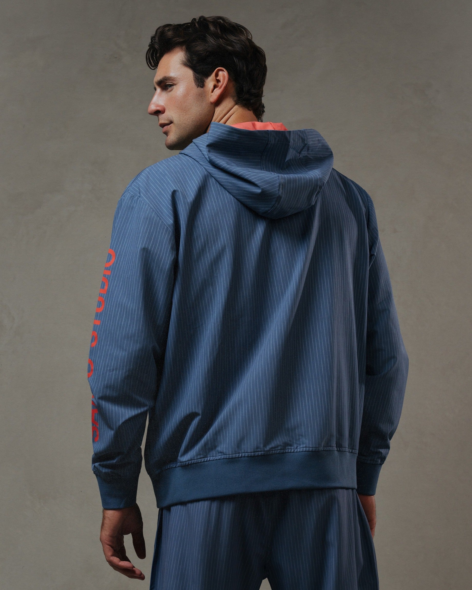 Runner Tech Zip Up Jacket