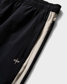 Ultra Paneled Pant